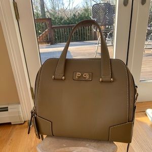 Italian leather handbag like new made in Italy